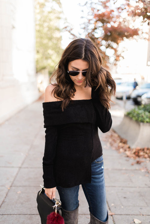 3 WAYS TO STYLE YOUR OFF-THE-SHOULDER SWEATER